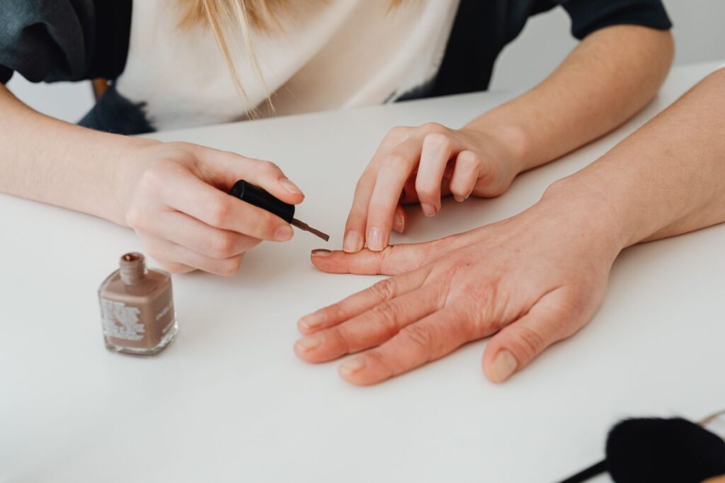 nails 2